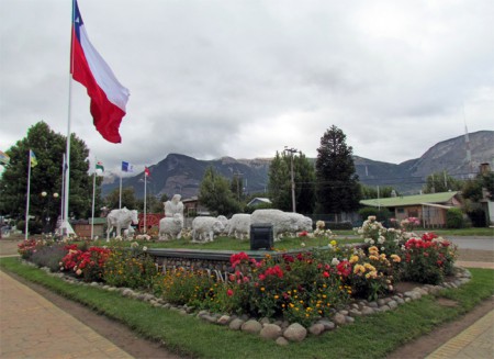 H-130 PLAZA DEL PIONERO (Coyhaique)