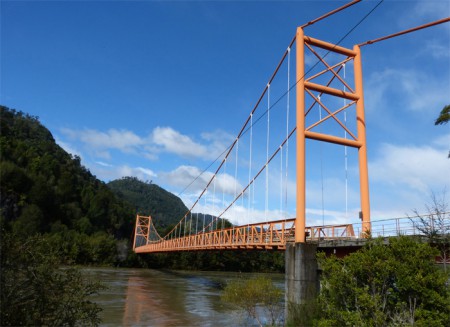 H-252 PUENTE SOBRE EL RIO PALENA